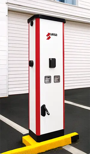 Eine Ladesaäule der uesa GmbH